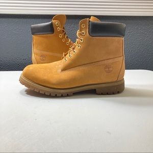 Timberland Waterproof Chukka Boots - 10061 - Classic Wheat - Size 10M/12W.